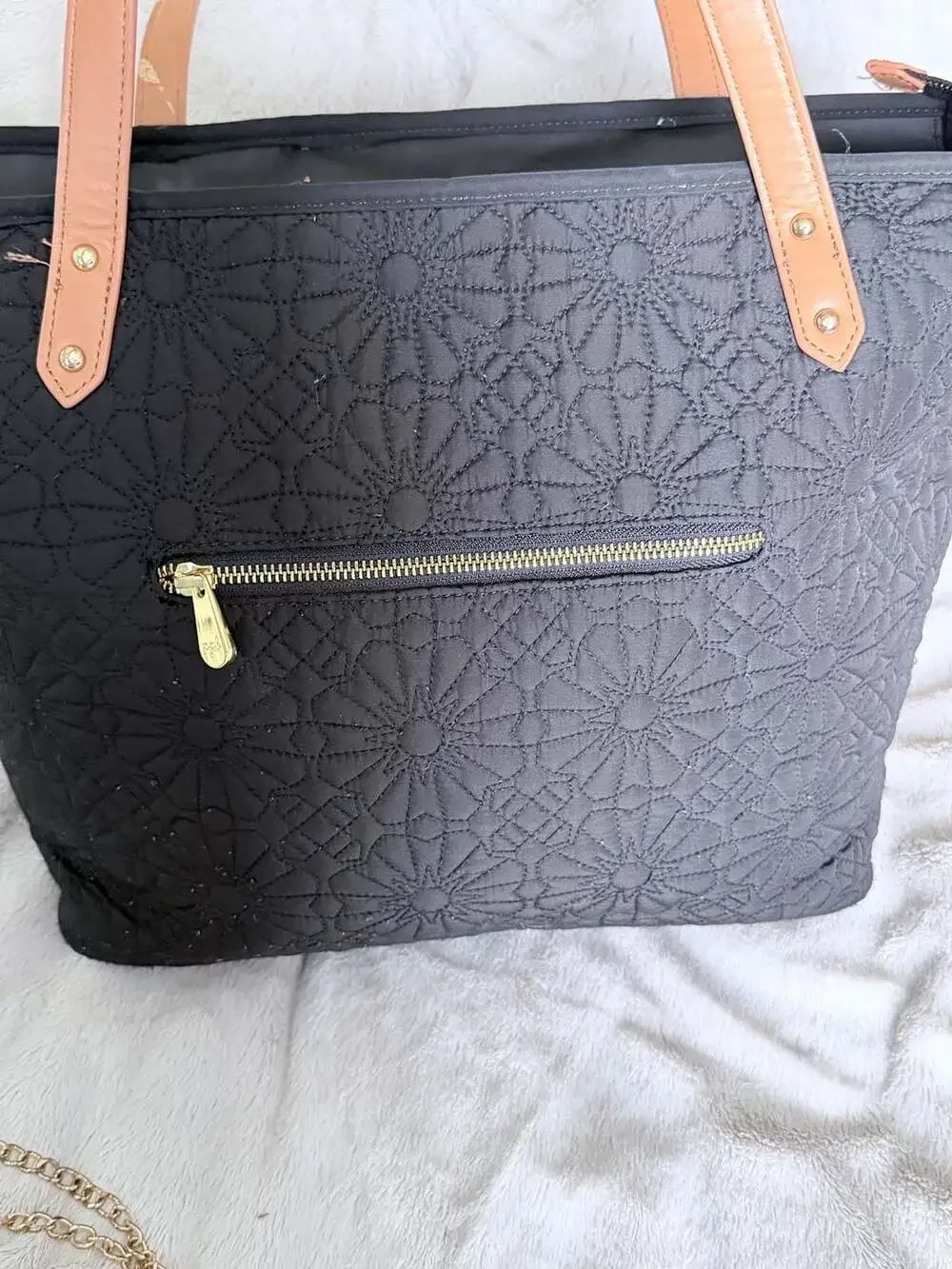 Petunia Pickle Bottom Downtown Tote Quilted Black Diaper Bag